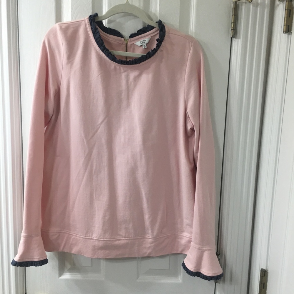 Crown and Ivy top